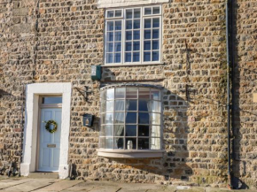 8 Market Place